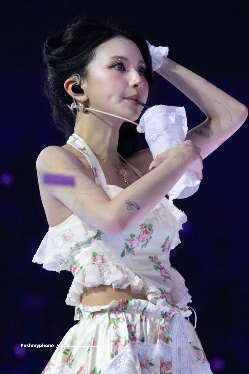 pushmyphone's tweet photo. 260711   THIS IS FOR FINAL in Seoul 

#채영 #CHAEYOUNG #チェヨン 
#TWICE #트와이스 https://t.co/haK4HS31lz