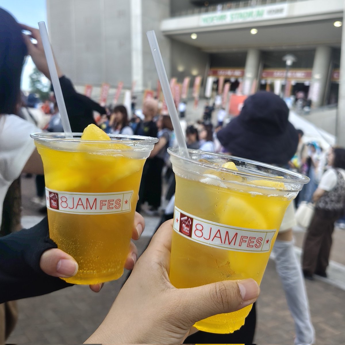 star___1326's tweet photo. エイトジャム初参戦なんだけどめっっっちゃ楽しかった😭
他のアーティストさんとのコラボも最高だったしやっぱりエイトの音楽に触れて生きてること実感した… https://t.co/JoqqsbCatE
