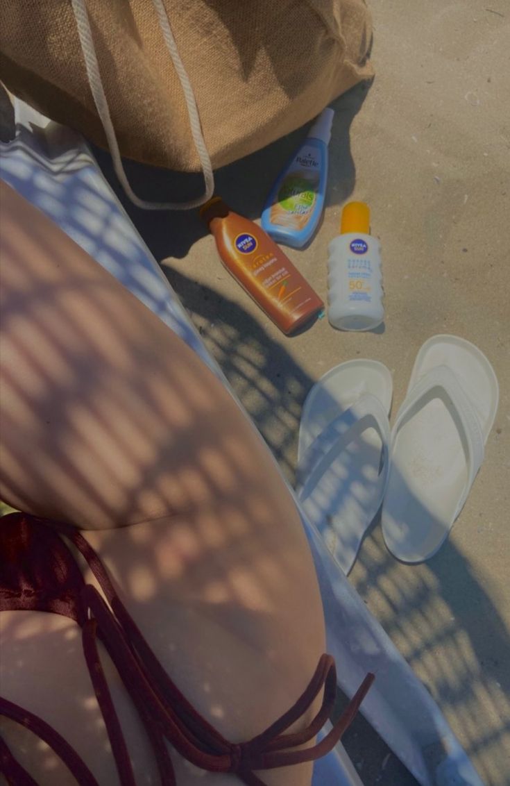 ctrbrcu's tweet photo. 🥂🍌🏖️☀️ https://t.co/nig4h9r7pB