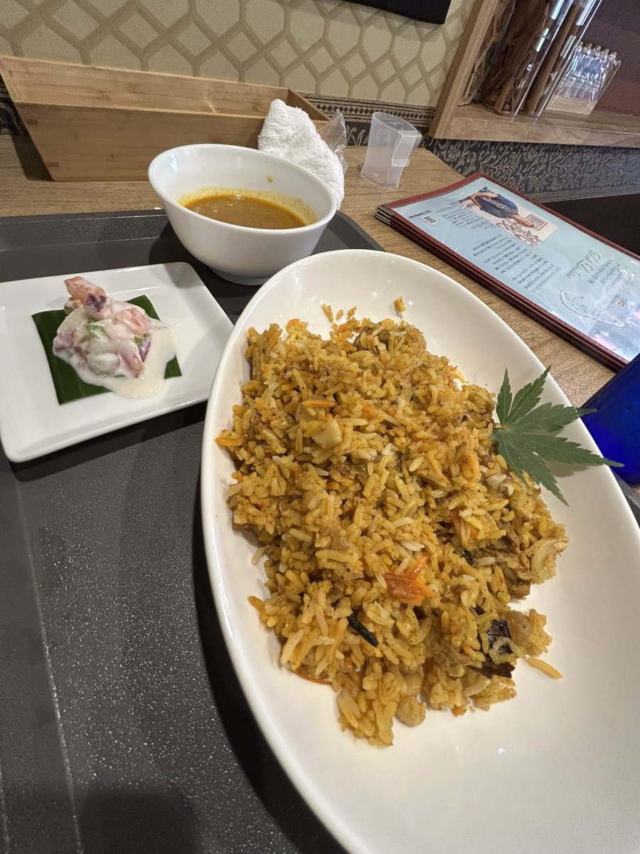 finn_sampo's tweet photo. 先日のバリウム後のスリランカのビリヤニ。さっぱりしてた。いろんな国の食べ物を食べられるっていいよね。 https://t.co/iiYMhjg1kW