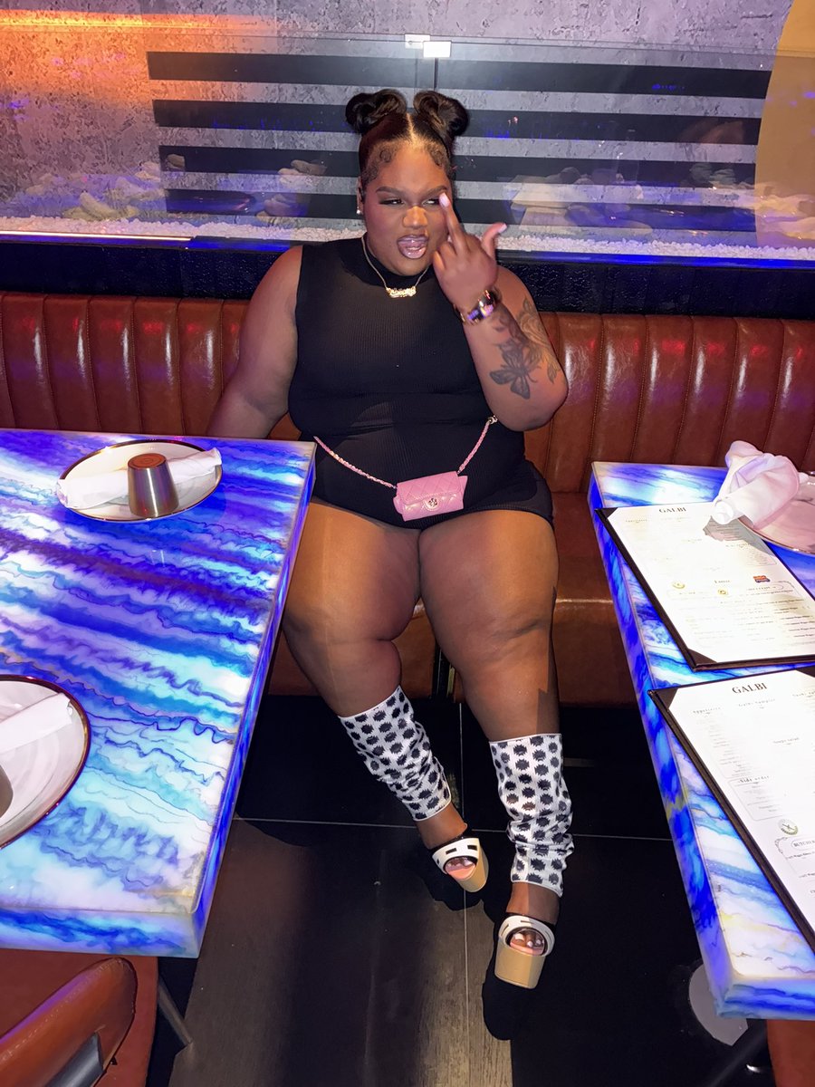 filthyyrichwhit's tweet photo. You put the Ex in expensive girl you so annoying.. https://t.co/G3j3bg3zSy