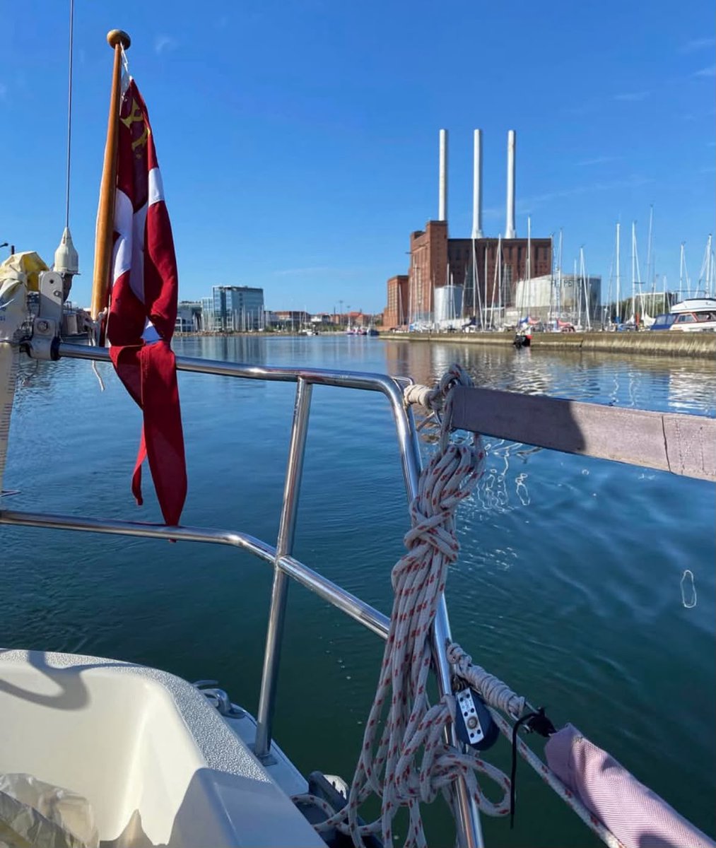 Michaesoren's tweet photo. 🛶🚤 cruising 🛳 https://t.co/MPrUlvBWa8