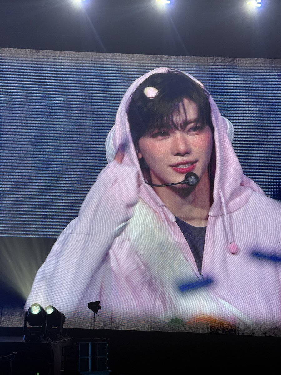 JNJMEnt's tweet photo. -jnjm DEFINISI CANTIK BANGET CANTIK BANGET BANGET BANGET BANGET BANGET HUHU PIPI NYA PINK GEMES BGT😭😭😭😭😭 cr jenododo23 https://t.co/eCVwNZwuPK