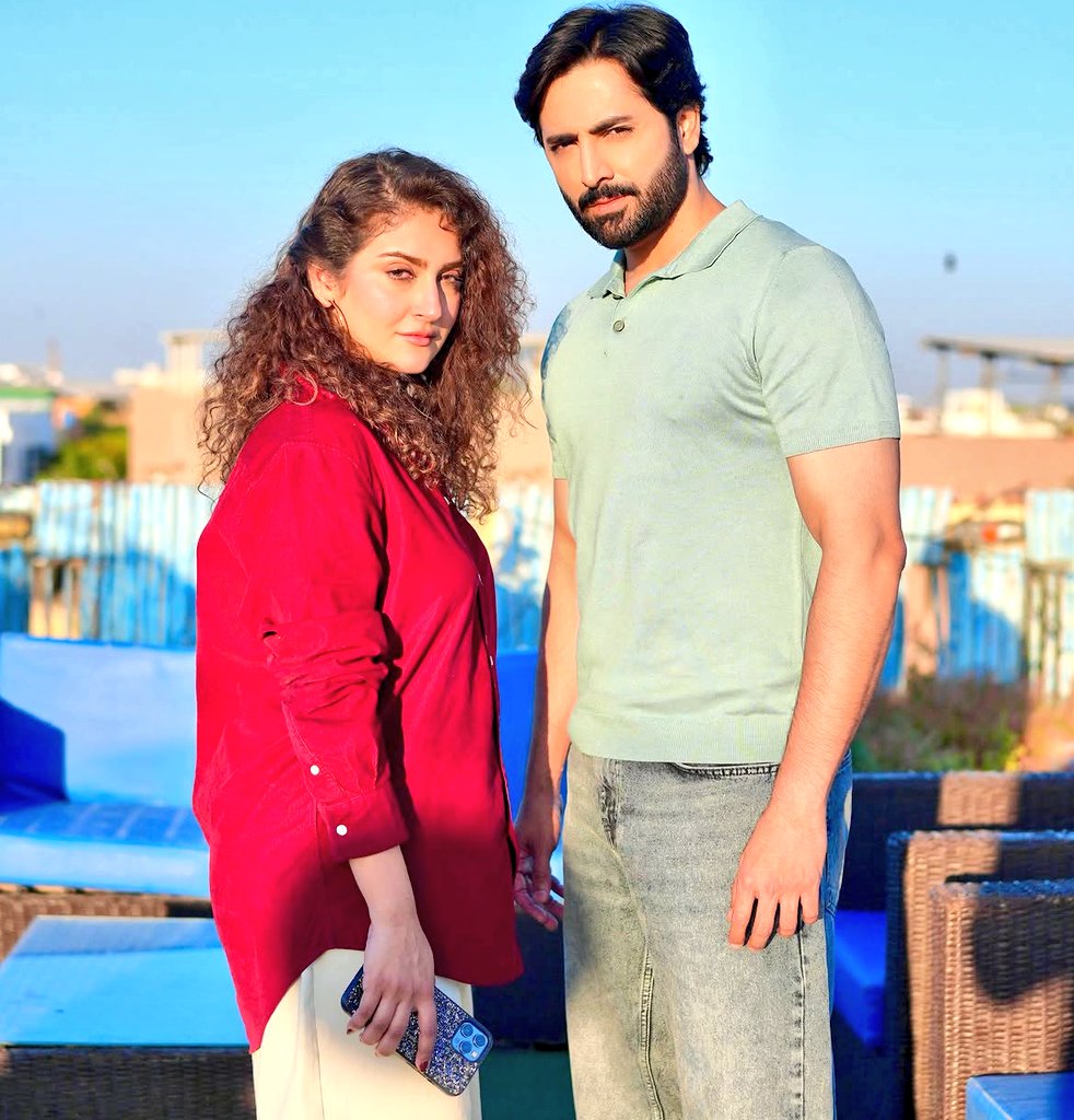 DanishxMajestic's tweet photo. #Daniba • Certified Cuties!🎀🩷🫠
The Eye Contact!🤌🏻🔥
#DanishTaimoor ⋆𐙚 ˚ #HibaBukhari
#Humrahi
#Sayham !❤💚 https://t.co/mnPSpfx8mr