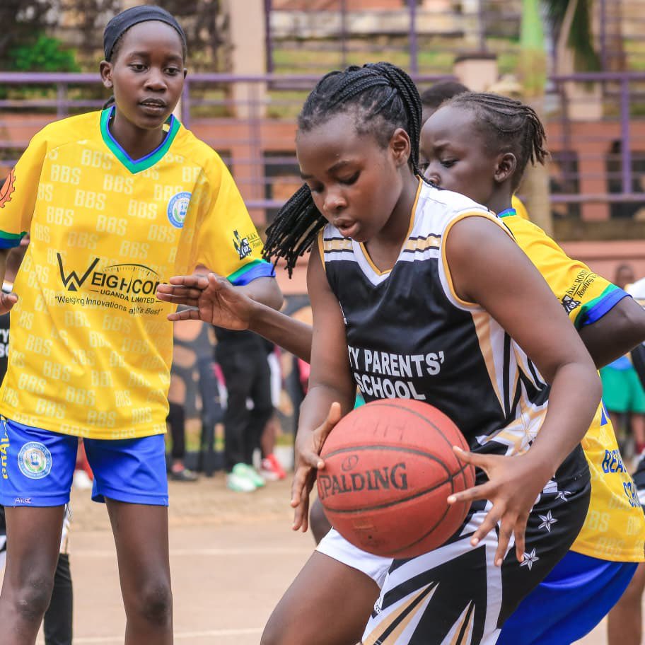 FubaYouthMini's tweet photo. 3RD PLACE 
U11
HILL PREP 20:38 SIR APOLLO 

GIRLS - U13 
BBS 28:02 CPS 

BOYS -U13
BBS 32:18 CPS - U 13 

#sumzsnacks  #sirapollokaggwaschools  #oner https://t.co/Zh1Mq8EyBz