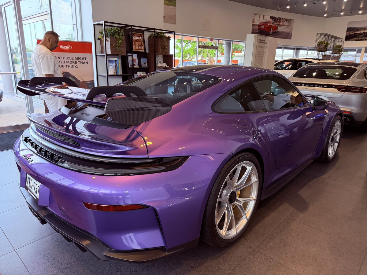 Beautiful new 992.2 GT3 in Viola Purple Metallic ❤️❤️❤️