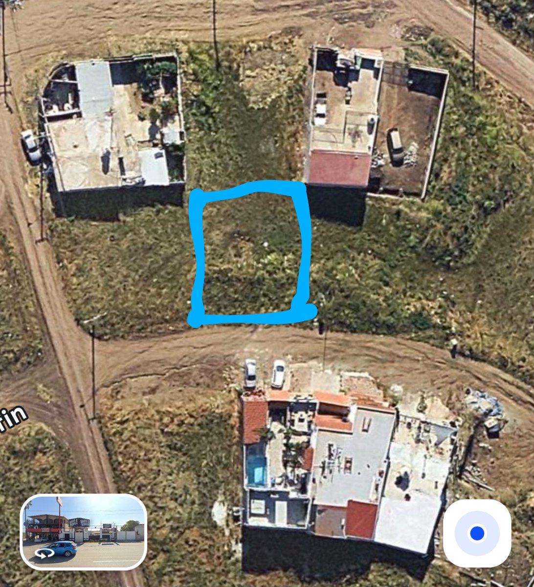 aantongreg's tweet photo. Beautiful piece of land overlooking the ocean @ Rosarito B.C. roughly 12 x 20 mts. / 240 m2 to visualize the layout and to understand tha physical size think of 2 .583 sq ft in this dimentions, a large rectangle about 40 ft x 65 ft. 
A space this size easily accommodates: a 3 to 4 bedroom house: includes a spacious living room, separate dining area, full kitchen 2.5 bathrooms a laundry room and a garage