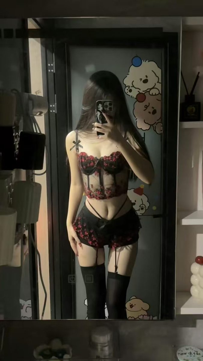 FcPichones's tweet photo. 急募！！  日曜日大分で会える人
#通話募集 #彼氏募集 #裏垢女子 #DMください #大分 https://t.co/2Zsvu2kvg1