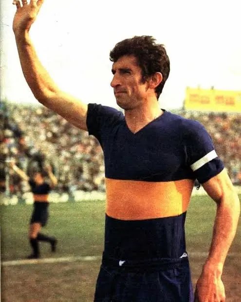BosteroPoker's tweet photo. Adiós gran capitán QEPD puro corazón bostero 💙💛💙 https://t.co/CrGbhdnBjC
