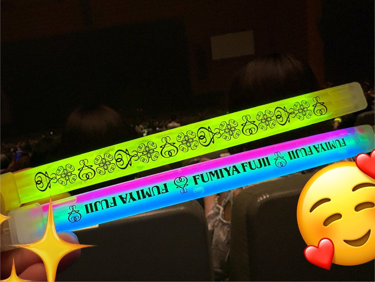 rodrock_kazu's tweet photo. 藤井フミヤ
47都道府県ツアー 2025-2026 FUTATABI
東京国際フォーラム 7/11

Happy Birthday🥂
フミヤさんの伸びやかな澄んだ歌声が
全身に染み込みました🤗♬
ｱﾘｶﾞﾄｳｺﾞｻﾞｲﾏｼﾀ🙇‍♀️

60th BIRTHDAY RED PARTY 
武道館から４年経つのですね🏯👀

#藤井フミヤ
#藤井尚之
#FBLOOD
#CHECKERS https://t.co/ljIlxQXRQZ
