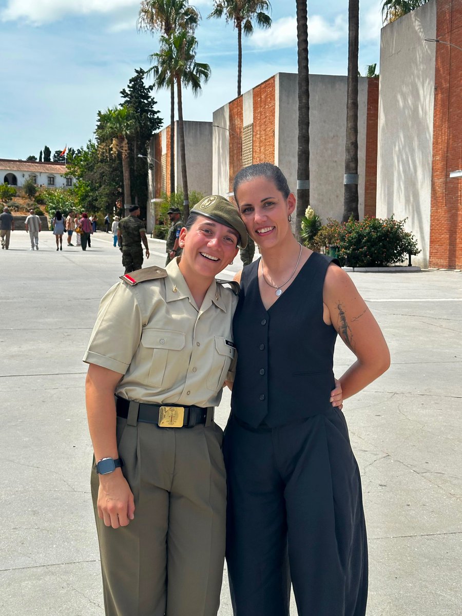 wowfcmma's tweet photo. 🥊 En #WOWfc nos sentimos muy orgullosos de nuestra peleadora Lara Botto.

🇪🇸 Hoy ha jurado bandera, convirtiéndose oficialmente en soldado del Ejército Español y comenzando una nueva etapa en su formación como artillera.

Un camino que, al igual que las MMA, exige compromiso, disciplina y sacrificio cada día.

¡Enhorabuena, Lara! Te deseamos mucho éxito en esta nueva etapa. Estamos seguros de que seguirás representando esos valores dentro y fuera del octógono❤️‍🔥