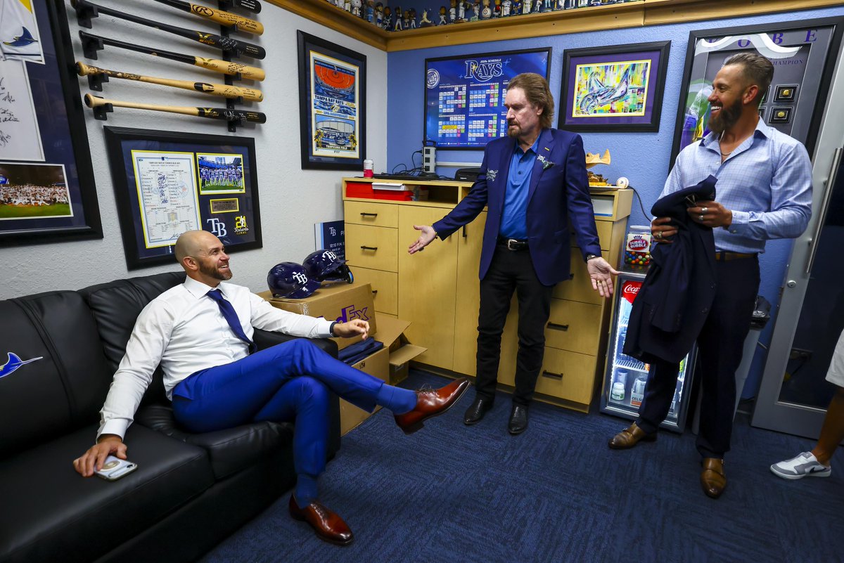 RaysBaseball's tweet photo. Legends only 

Boggs 🤝 Shields 🤝 Longo https://t.co/gIwWXIeuzg