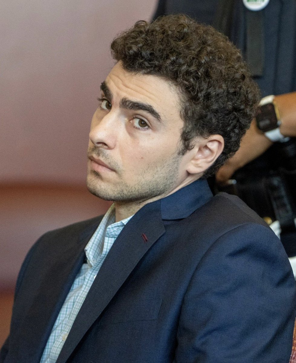 Fairtrial4Luigi's tweet photo. ❗️31 days until LM’s next state appearance which is scheduled for:

August 11,2025 at 9:00 AM
Court:New York Supreme Criminal Court 
100 Centre Street
Judge:Carro, Gregory
Part:32

https://t.co/6Dga6B2P6y

https://t.co/8D0iplTGu7 https://t.co/5X76E2DxCV