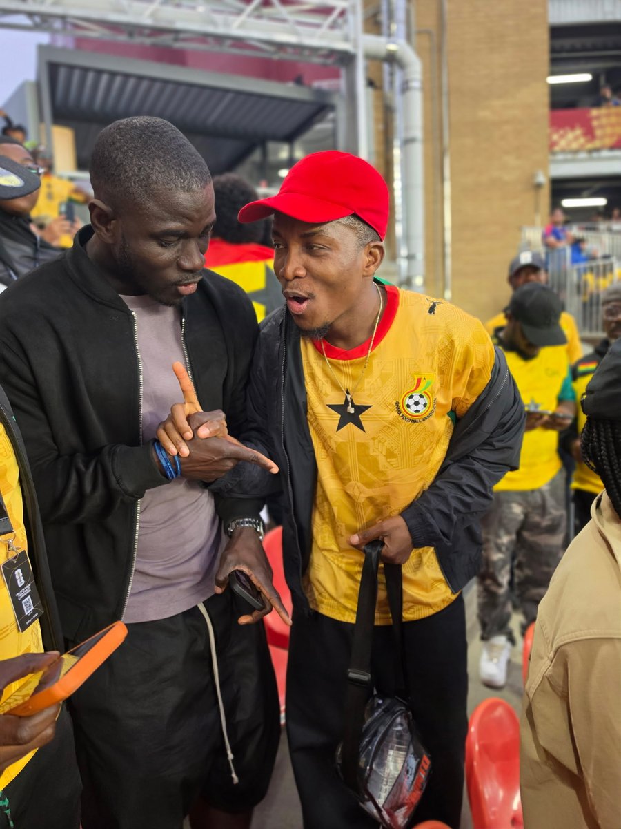 Jomens25's tweet photo. Always be kind to everyone you meet and constantly thank God for everything. 🙌🏽❤️ https://t.co/xGJORf3zeP
