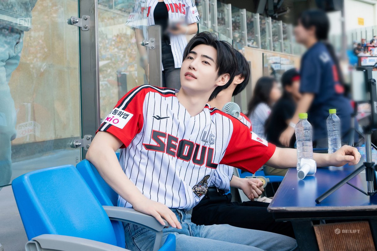 tleweversesp's tweet photo. @ENHYPEN @ENHYPEN_members (4/5)

@ENHYPEN @ENHYPEN_members
#ENHYPEN #엔하이픈 #JUNGWON #SUNGHOON https://t.co/awV7vWg2Is