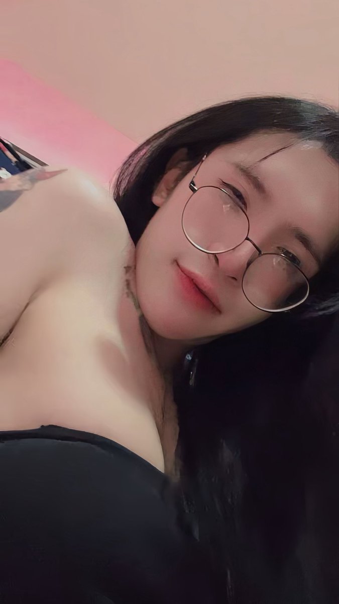 Meilin046's tweet photo. 🐷🤍 #อุบล #อุบลในเมือง https://t.co/KztUYk0ZVt