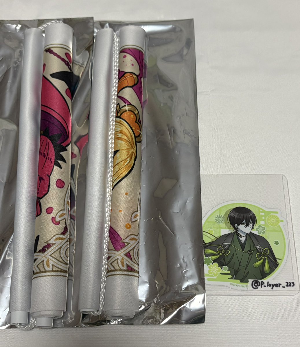 P_layer_223's tweet photo. #コンパス交換  #コンパスグッズ交換
人狼 タペストリー 

【譲】ルルカ マリア

【求】同種零夜

郵送での交換になります。

お気軽にお声掛けください🙇🏻‍♀️ https://t.co/FW0o2sMSbq