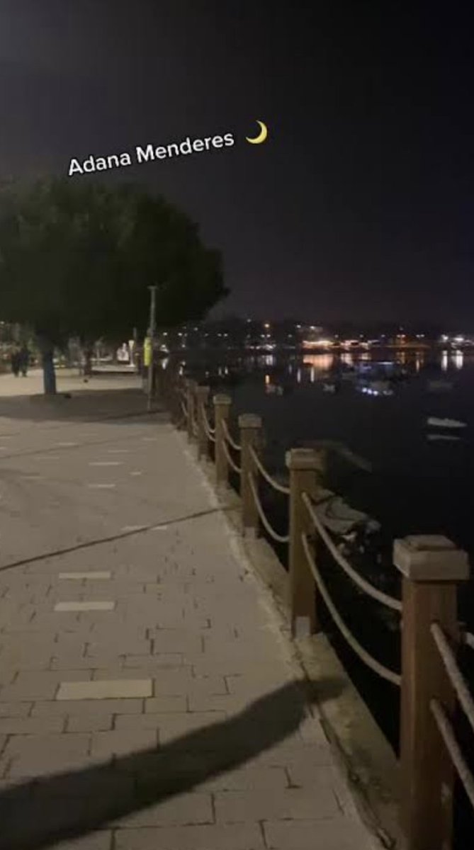 emirk7ttu's tweet photo. Mrb arkadaşlar ben Emircan yaş 36 tekim  evli çiftlere  eşlik ediyorum  ..yaş   kilo takıntım yok ..sadece ..temiz ve anlayışlı olsun  ..amaç dostluk ve farklı heyacan yaşamak ..sizlerde bana eşlik etmek isterseniz bir dm kadar yakınım .. gerçekten ciddi kişiler yazsa sevinirim https://t.co/g9fMPaUS6B