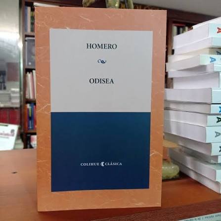 chipansaurio's tweet photo. @palermismo Si buscan un buen libro de la Odisea recomiendo este, tiene notas para entender el contexto y está traducido por una profesora de griego. https://t.co/vkZrrwGYea