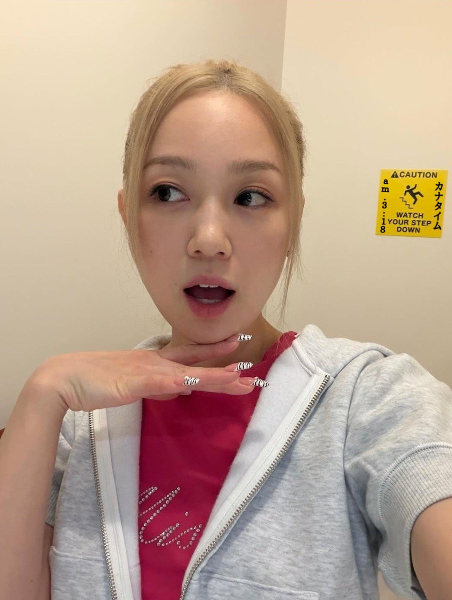 swimmer0317's tweet photo. 西野カナ　カナタイム https://t.co/1hDXh8SUin