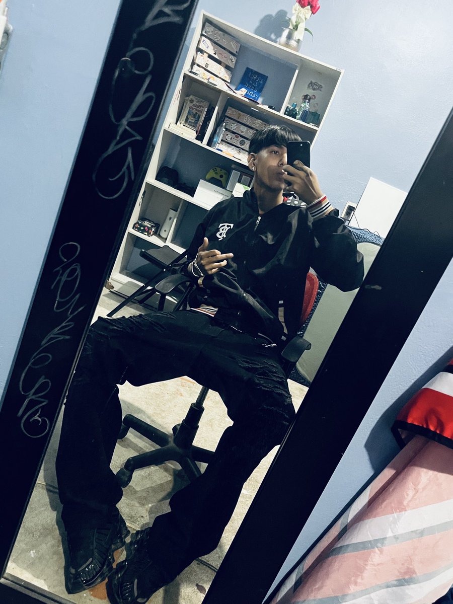 SopaFPS's tweet photo. ✌🏿 https://t.co/vGyx1WI6QT