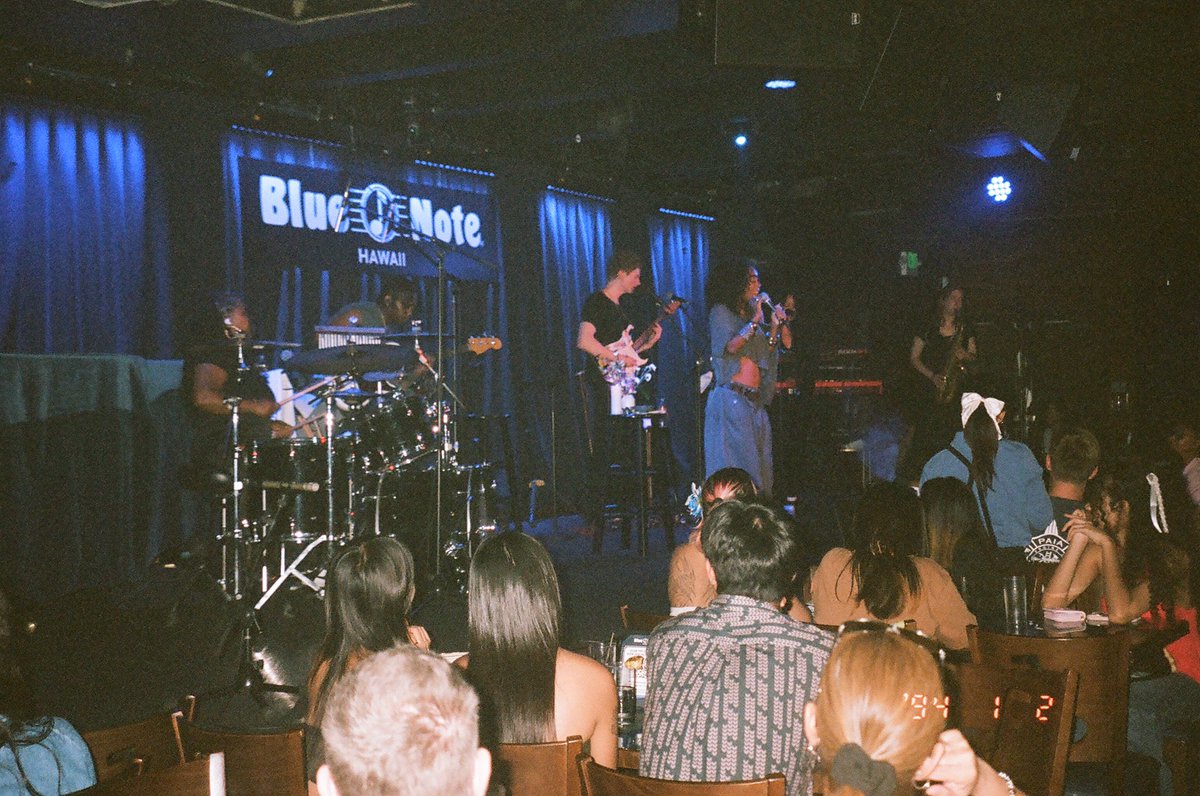 aishagdrums's tweet photo. Blue Note Hawaii Dump pt 1 🥁 🎶 https://t.co/cxsJu1HXE7