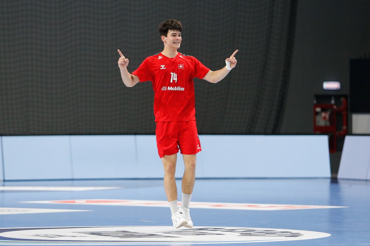 EHFEURO tweet picture