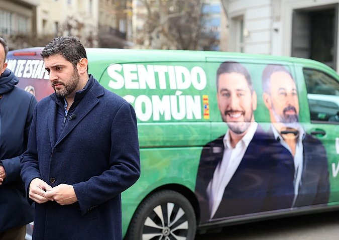 RaulGallart80's tweet photo. 🔴 URGENTE | VOX aplica ya la PRIORIDAD NACIONAL en Aragón. 

🇪🇸 La Vicepresidencia de @_a_nolasco elimina el requisito único de empadronamiento que puso el cuatripartito de Lambán (PSOE) 

🗣️ «No habrá paguitas para inmigrantes ilegales» 

😏 VOX no lo podrá hacer, decían. https://t.co/iH3SqnUI3r