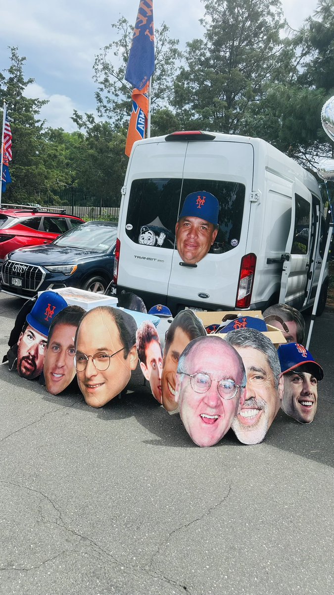 The 7 Line tweet media