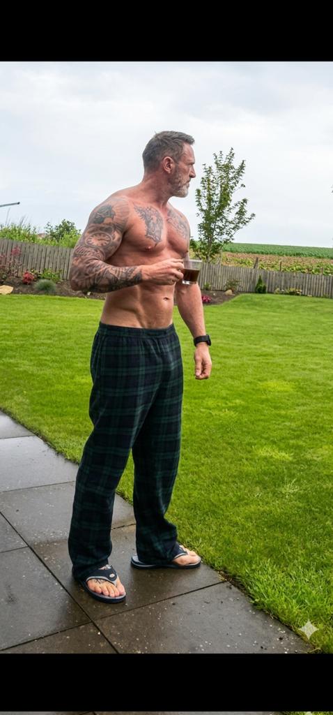 silverfoxgym's tweet photo. Coffee on a misty scottish morning https://t.co/jRS3xLvYQV