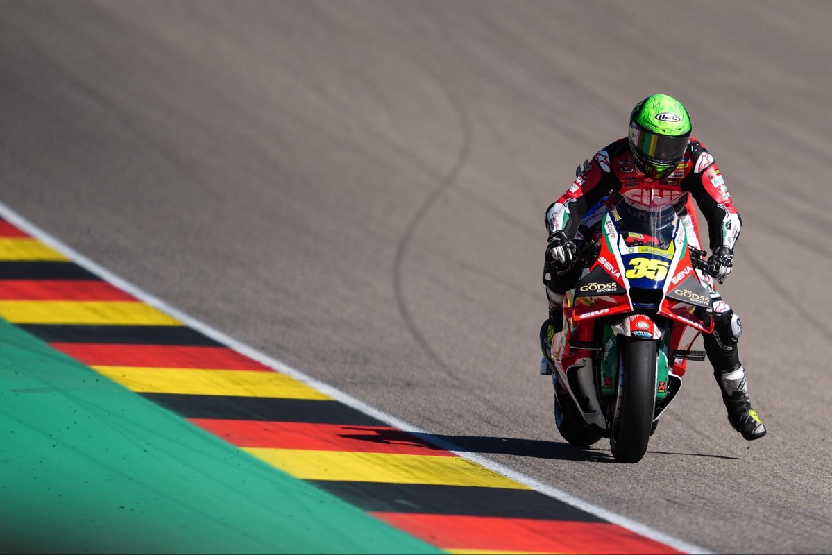 lcr_team's tweet photo. P18 @calcrutchlow - Sprint #GermanGP
🎤”Qualifying was not the best session, and then we took a gamble with the bike setup for the race, a setting I’d never ridden before, so considering everything, I’m pleased with the outcome. Overall, I’m happy with today’s performance”. https://t.co/K3Y0iRfCck