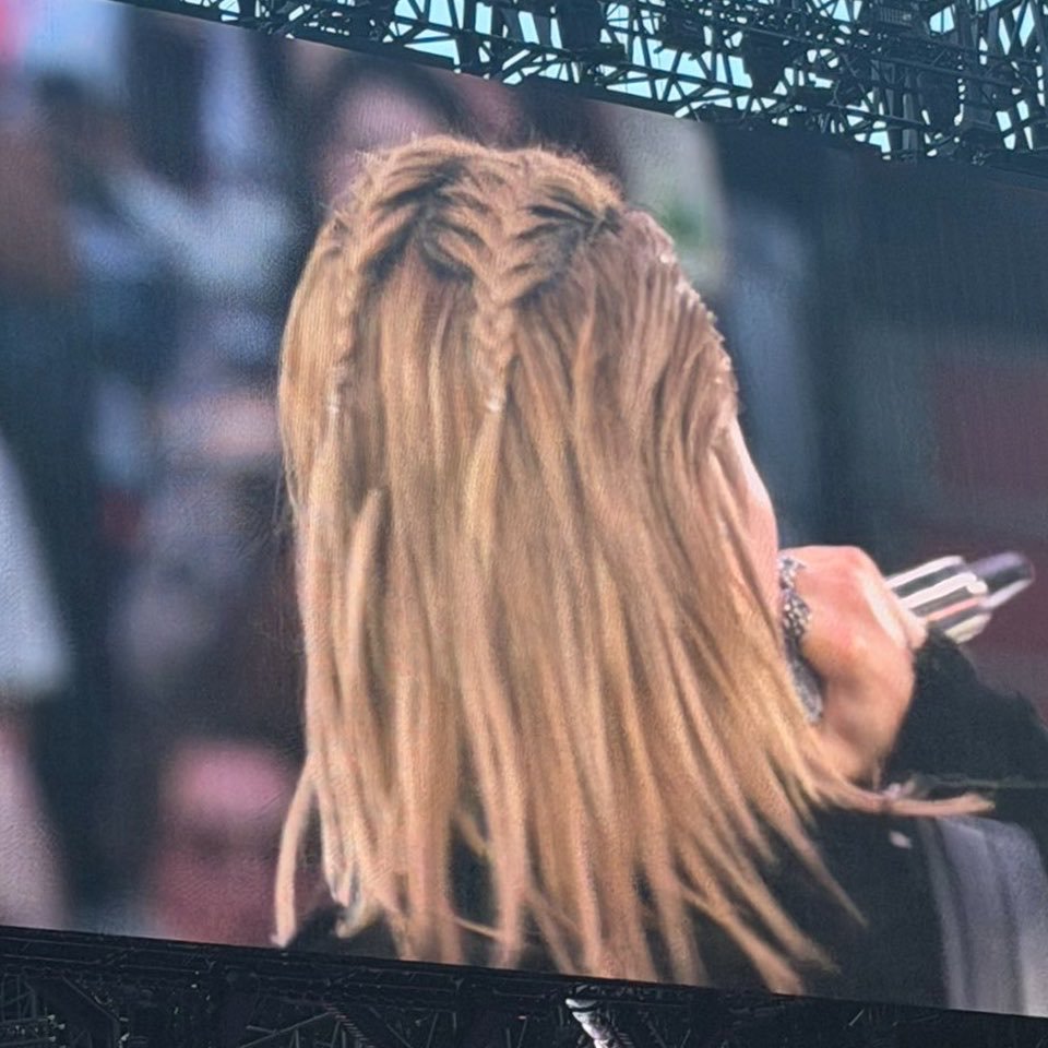 thejminie's tweet photo. it hit me once again that it's actually his real hair braided so prettily and im gagged https://t.co/0xIVVl10kY