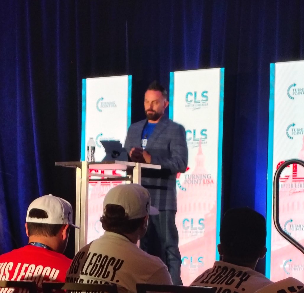 AmeliaC_Texas's tweet photo. I had a great time at CLS day one! This is a great opportunity for networking and learning ways to improve your chapter, so if you didn't go this year, I highly recommend it next year! https://t.co/jE1LdqpD2v