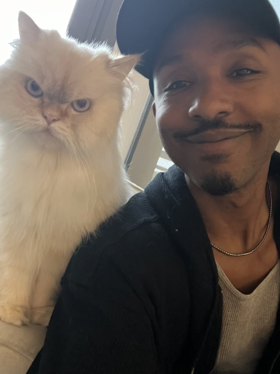 InfernoOmni's tweet photo. my son Chase says hi 😡 https://t.co/qlk6XczUTw