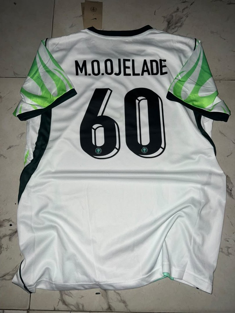 kmgetsporty's tweet photo. On today’s episode of customised jerseys ⭐️ https://t.co/nH81EH7xF2