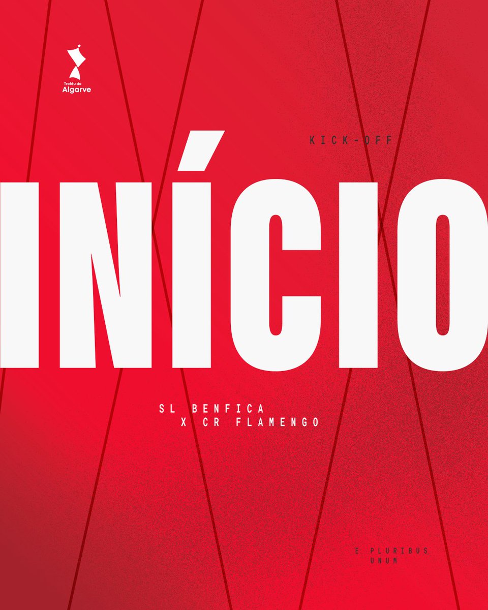 SLBenfica's tweet photo. ▶️ Rola a bola!

#SLBFLA https://t.co/q0j49cTXOR