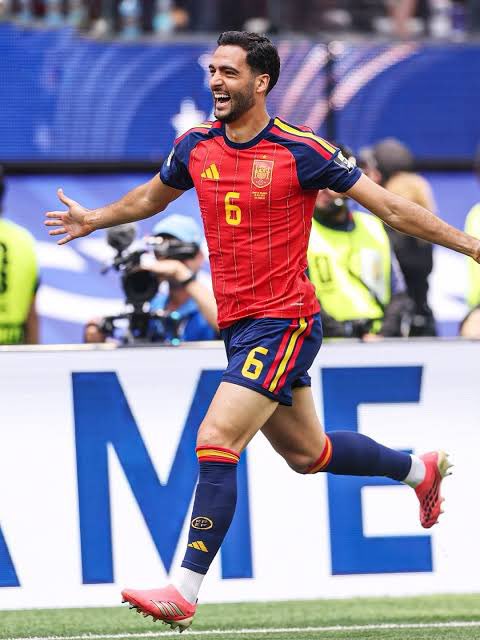 Parisdreams_emp's tweet photo. MIKEL FVCKING MERINO 😁 https://t.co/RHyX9RVHbw