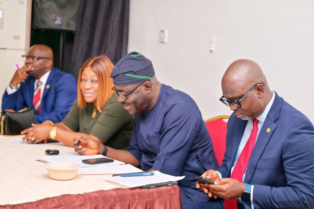 followlasg's tweet photo. LASG STRENGTHENS FISCAL REFORMS, RECORDS STRONG BUDGET PERFORMANCE THROUGH DIGITAL INNOVATION

https://t.co/3ScZ2Y3sQS

@jidesanwoolu @drobafemihamzat @gbenga_omo @gboyegaakosile @LanreBajulaiye @BarrBimbola @Mr_JAGs @Riddwane
#AGreaterLagosRising 
#LASG https://t.co/kKOZjYMTmE