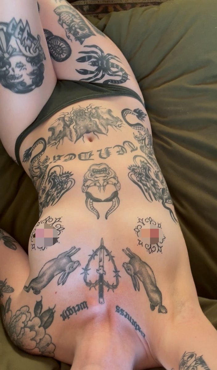 ratxgurl's tweet photo. Your view if I were letting you **** ** **** btw https://t.co/RLQFV8XDU4