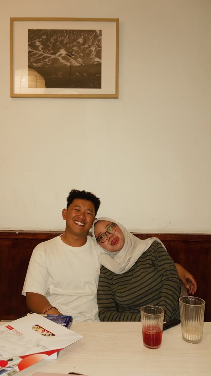 ab0gobogaa's tweet photo. yg membuatmu di pandang bukan hnya wajah yang indah, melainkan pada cara mu memandang hidup, memperlakukan sesama, dan terus bertumbuh menjadi pribadi yang lebih baik. karna wajah hanya dikenang sesaat, namun mereka akan lebih lama mengingat bagaimana kamu membuat mereka merasa. https://t.co/lxmzjzpZFl