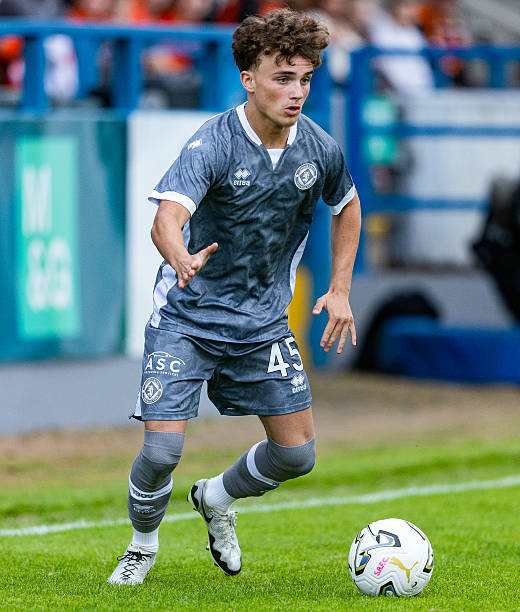 dufcway's tweet photo. Talk about making a impact, Cohen Leiper certainly did that.
It wasn't how we wanted the game to go and Cohen Leiper made the difference. Positive. Something we lacked.
Take a bow young man ππ§‘π€
#DUFC https://t.co/13ENINxNM9
