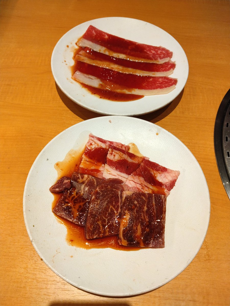 kjfujima's tweet photo. 2026年7月11日焼肉きんぐふじみ野店、ロースだれ、ハラミだれ、カルビだれ、豚たんねぎ塩だれ、豚トロ塩だれ https://t.co/Fbp9R0lVts