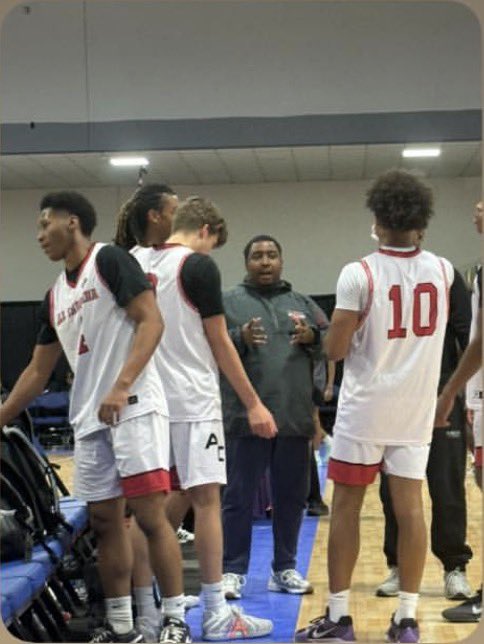 TeamAllCarolina's tweet photo. Game 6

All Carolina 49
Elite One 53

C. Simmons 5pts
J. Autry 10pts
J. McCandies 11pts
R. Daniels 10pts
A. Durant 7pts
K. Vernon 6pts https://t.co/5wiDRgl3fl