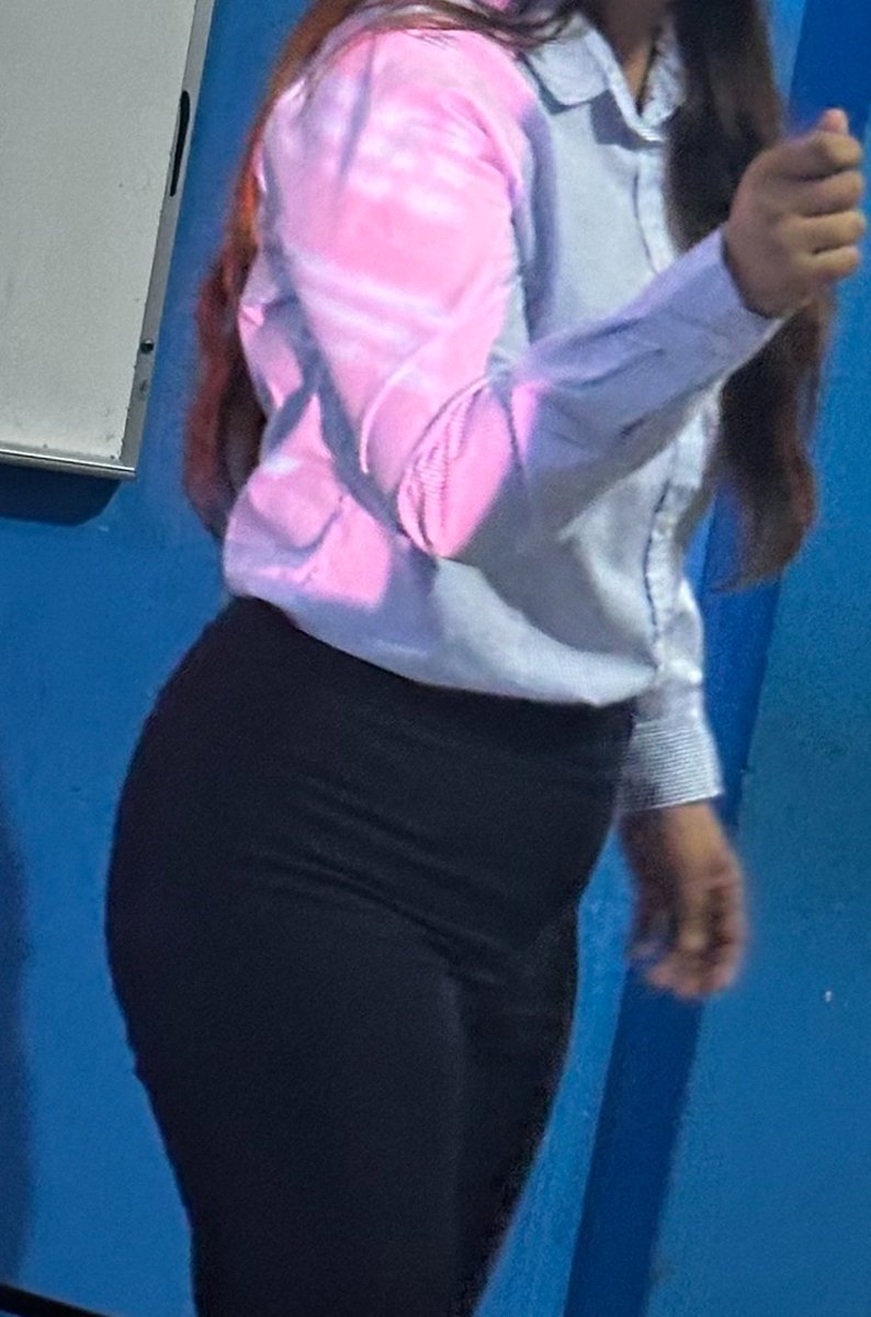 Fetichista4k8k's tweet photo. RECIÉN SALIDITAS DEL COMAL!!#Maestra #Putita de #Universidad
#culonasincreíbles #CulosPreñables #PuchitaUniversitaria #PanochaDeMaestra #Pussy #Teacher #candisse #candise #Candice #MissPussy #SlutMiss #Classroom #candidfeet #slut #MilfBitch #College #UniversityMiss #Chudai 🤤🥵 https://t.co/IHbDvJ7c9S