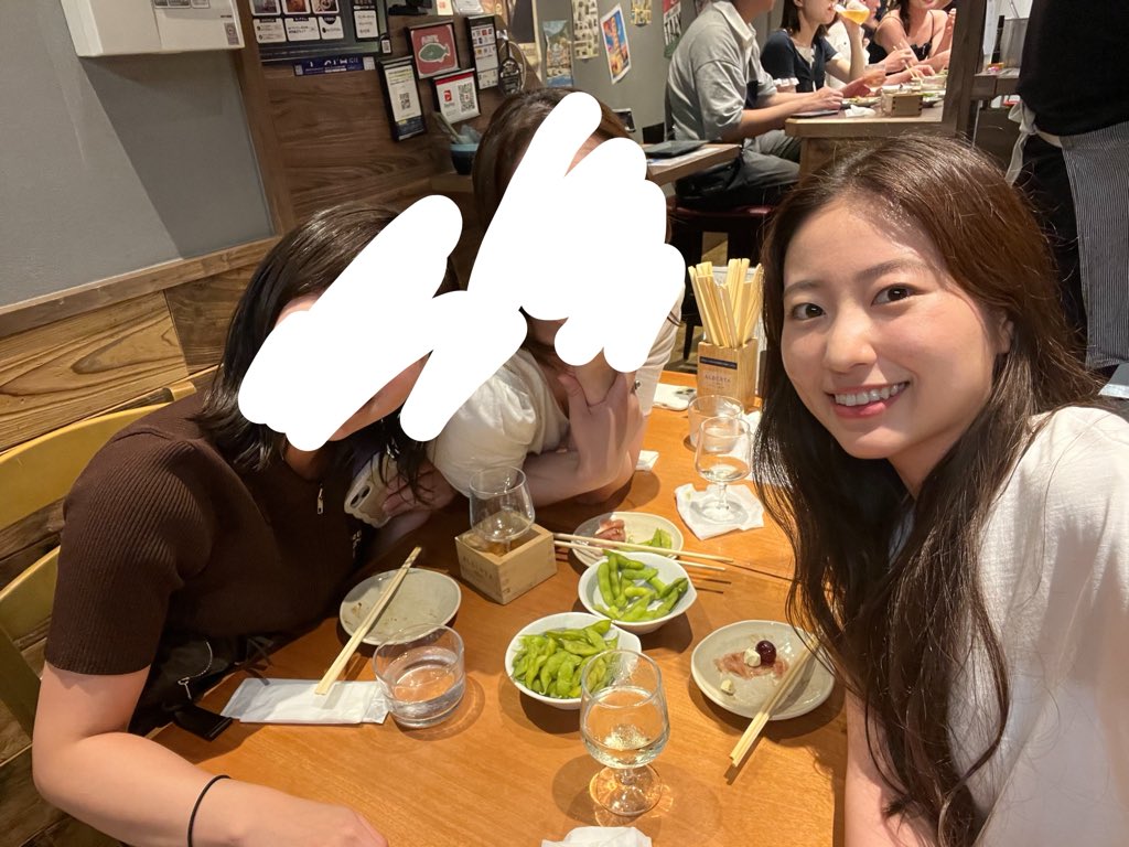 asami_matsui's tweet photo. 中学生からの友人🤍
いい意味で何も変わらず、何も感じず、何もない
2人ともこのことも知らないであろうことが何よりも意味があって、幸せなのだと感じるんです😌✨ https://t.co/ukwoUcwR0Z
