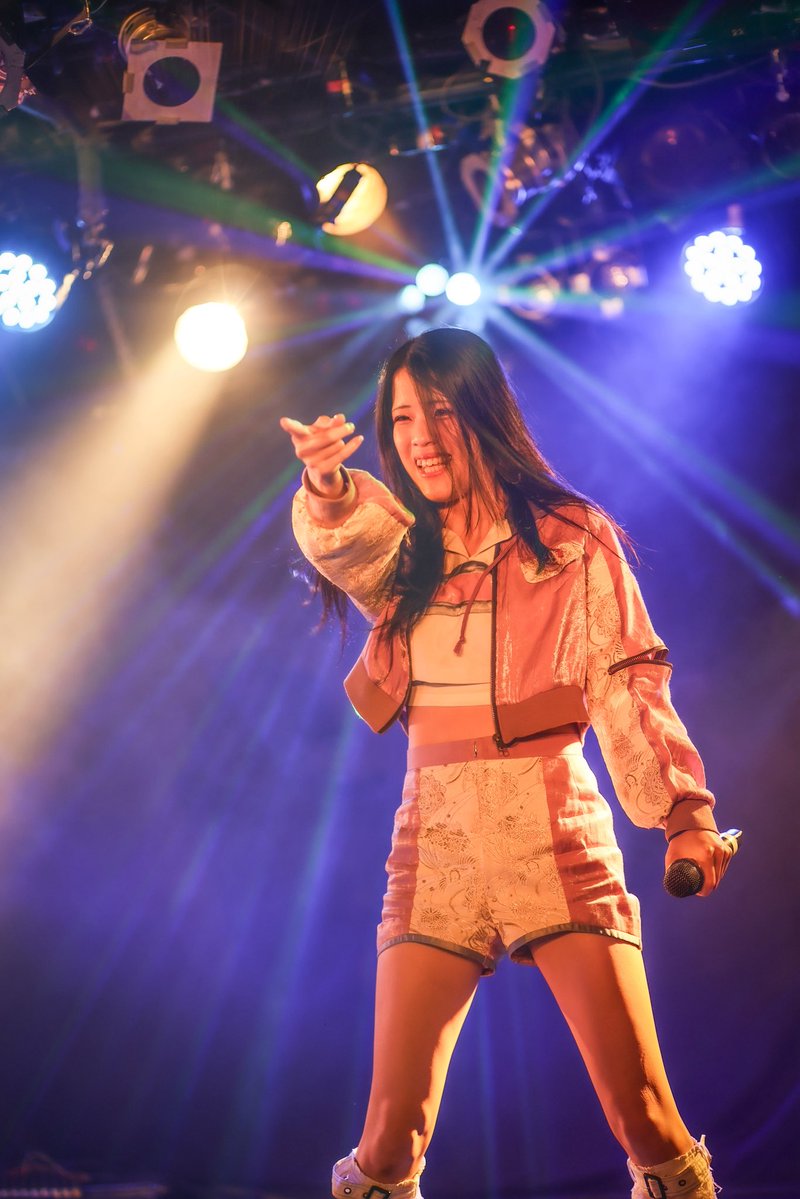 arpara456's tweet photo. 07/11 sat HOLIDAY SHINJUKU Girls InteglatioN - 0711 -
#THEHARE @OHISAMA_INFO
ライブ楽しくて酒渡すの忘れてた😅明日こそライブ中に乾杯しよ🍻 https://t.co/UpMzTyMdsJ