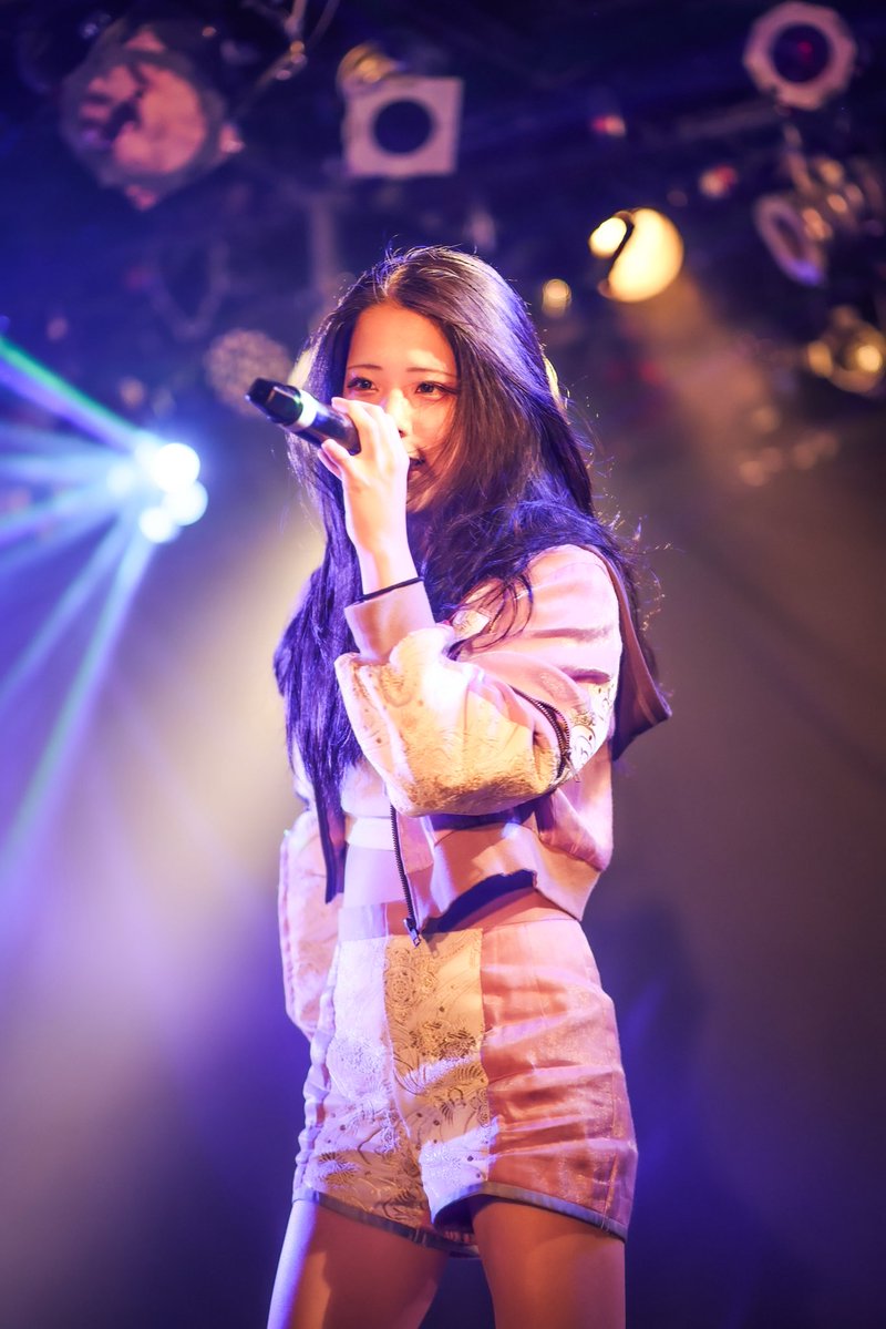 arpara456's tweet photo. 07/11 sat HOLIDAY SHINJUKU Girls InteglatioN - 0711 -
#THEHARE @OHISAMA_INFO
ライブ楽しくて酒渡すの忘れてた😅明日こそライブ中に乾杯しよ🍻 https://t.co/UpMzTyMdsJ