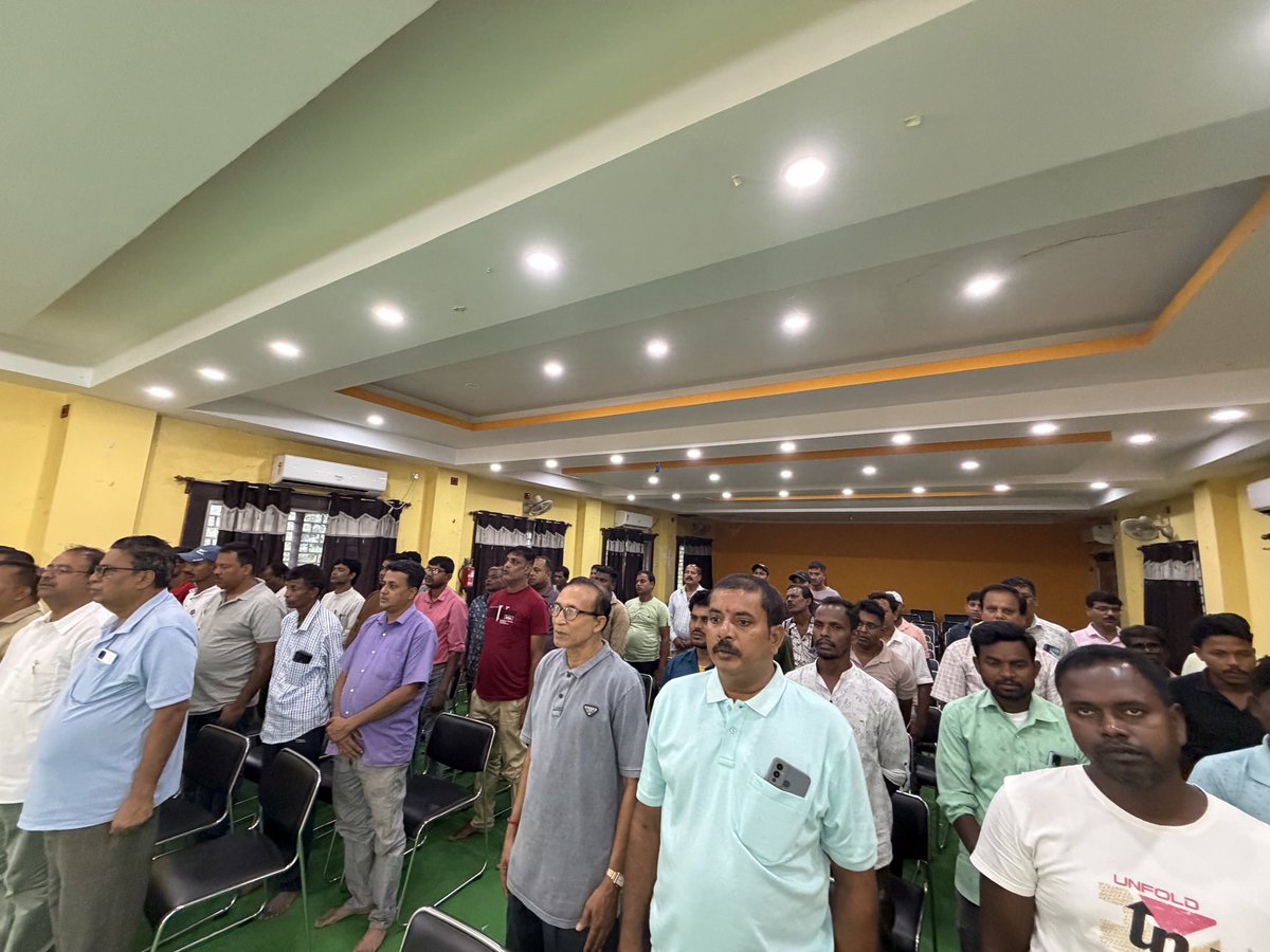 khagen_murmu's tweet photo. আজ ১১.০৭.২০২৬ তারিখে পণ্ডিত দীনদয়াল উপাধ্যায় প্রশিক্ষণ মহাঅভিযানের মালতীপুর মন্ডল-৩ এর প্রশিক্ষণ বর্গে উপস্থিত ছিলাম। https://t.co/h76B1kJ8j1
