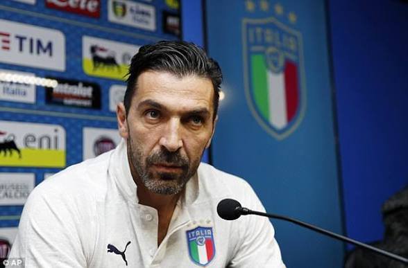 TouchPulse's tweet photo. 🚨 Reporter: “Would you rather save a penalty from Messi or win the Champions League?”

🗣️ Gianluigi Buffon: “Save a penalty from Messi. That would be my personal trophy.” https://t.co/UXChM2kquD