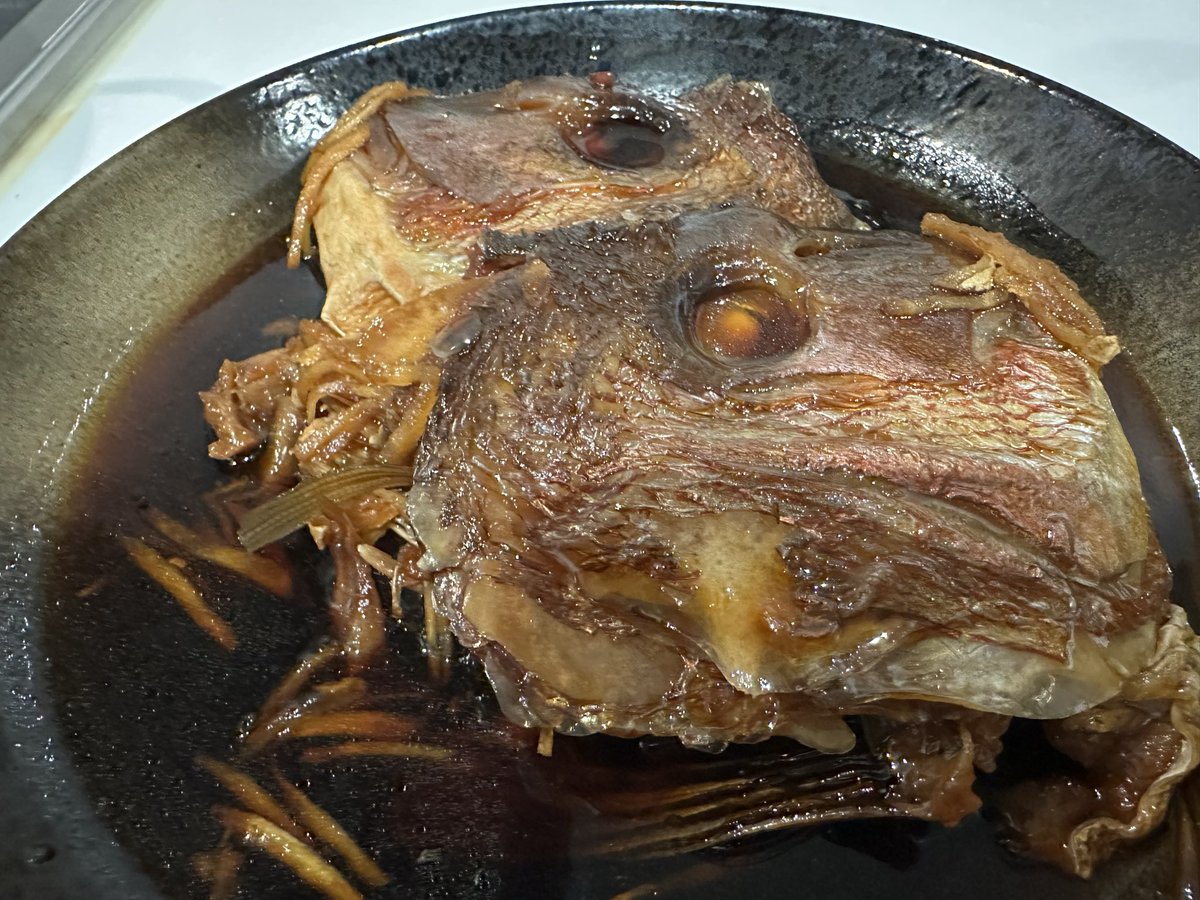 uuu29x's tweet photo. アワビ食べる時どうしてる？
肝をバター醤油で炒めたやつかけるとめちゃうまいよ！ https://t.co/jXcRJQfTuh